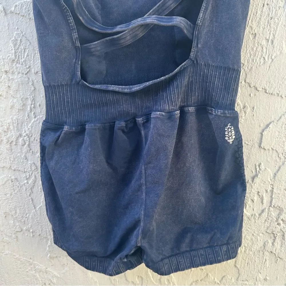 FREE PEOPLE Movement Romper Runsie Women Size M/L Good Karma Gray Yoga Athletic - Picture 8 of 9